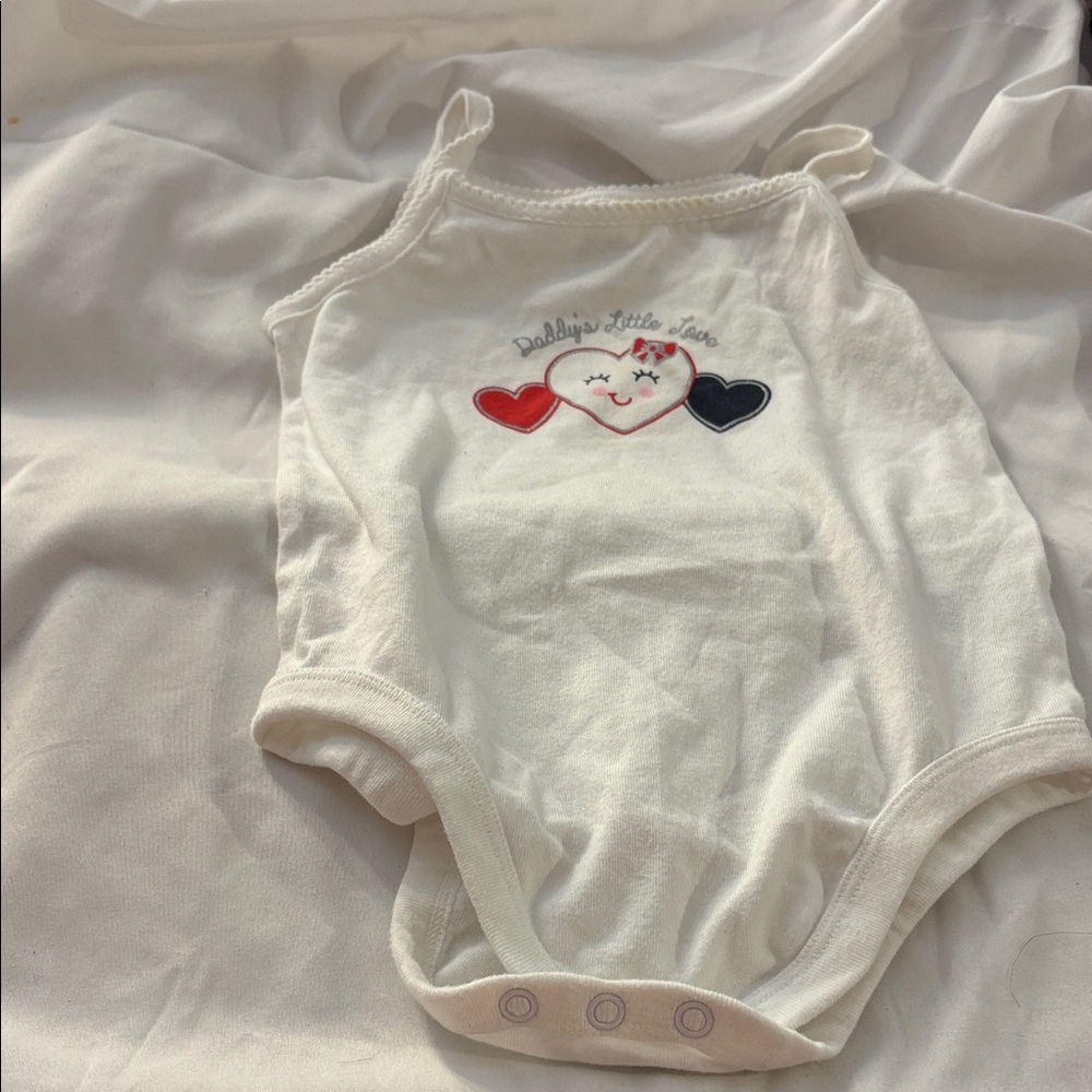 Garanimals White Bodysuit with Heart Design 24 months